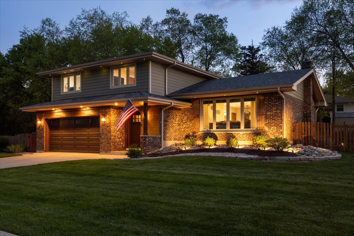 534 Summit Drive, Schaumburg, IL