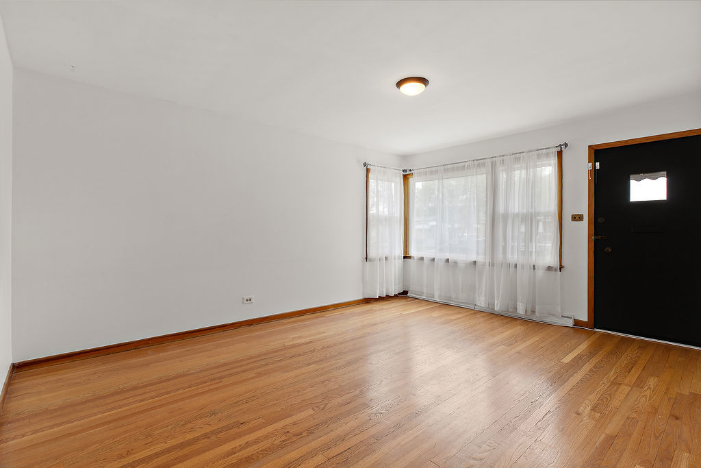 4909 N Orange Avenue, Norridge, IL