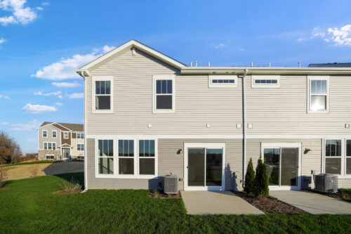 311 Red Oak Circle, Volo, IL