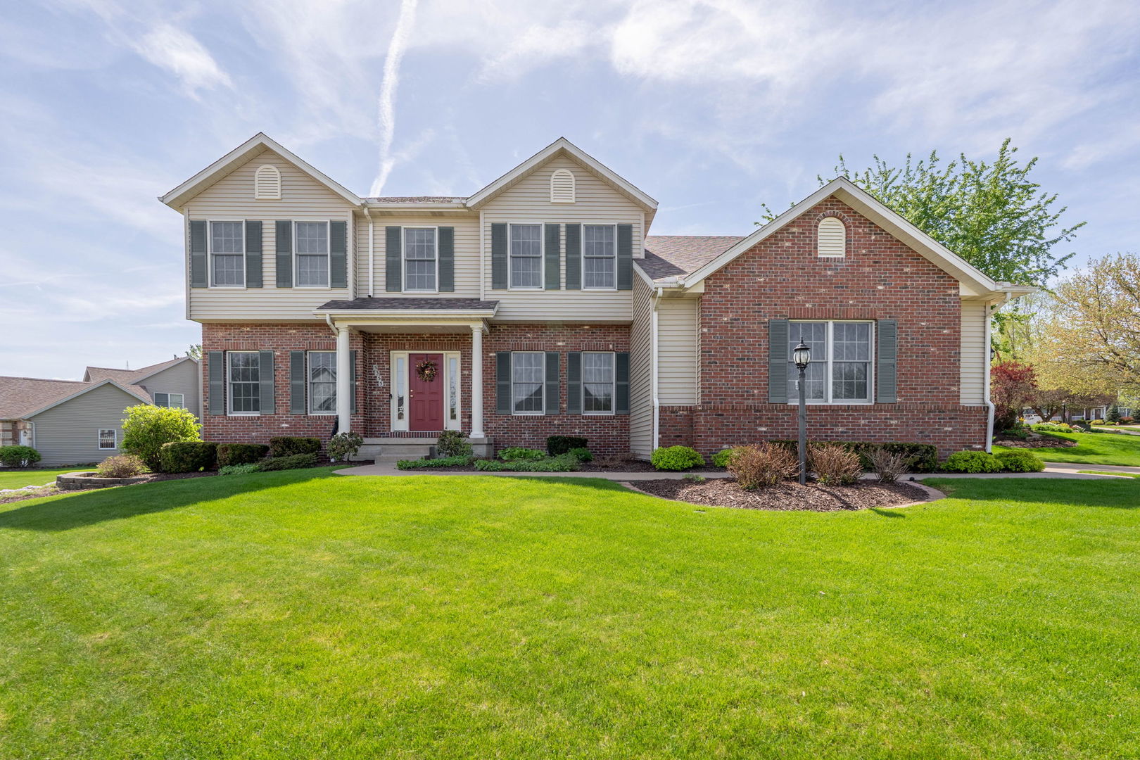 5355 Heather Glen Circle, Bettendorf, IA