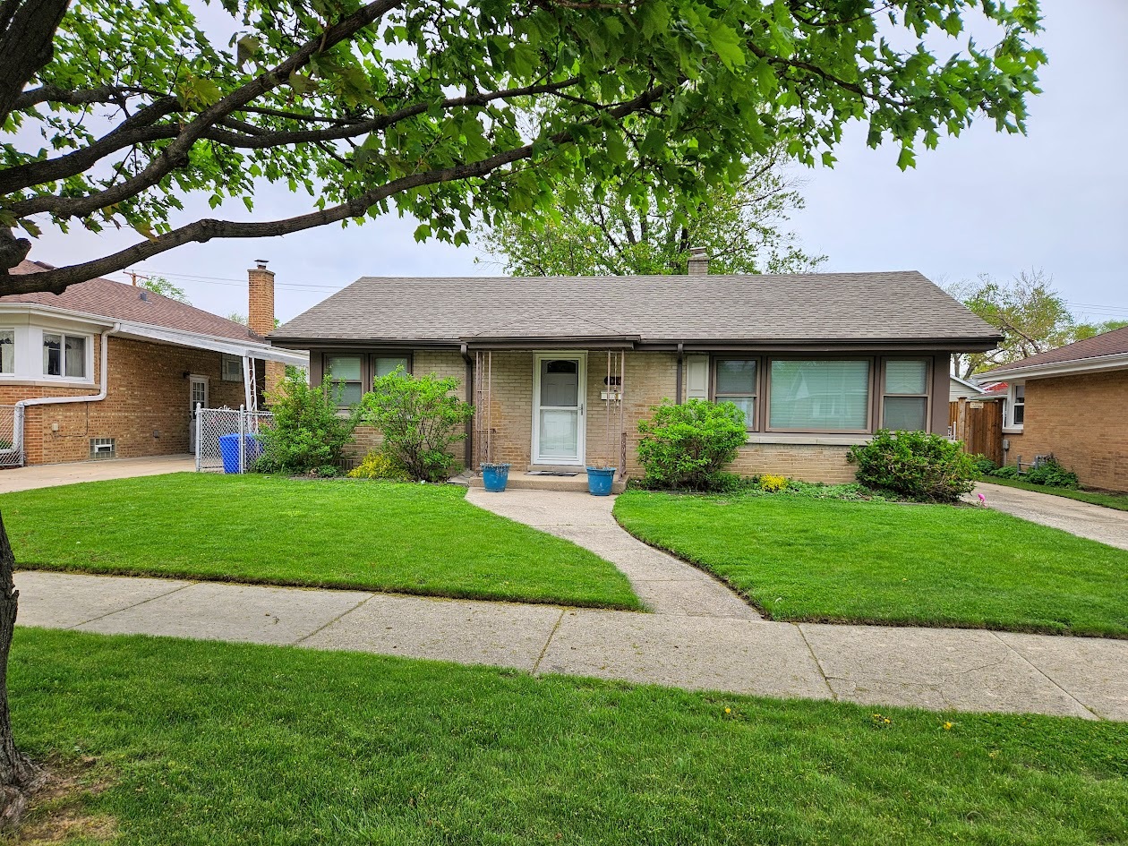 5816 Superior Street, Berkeley, IL