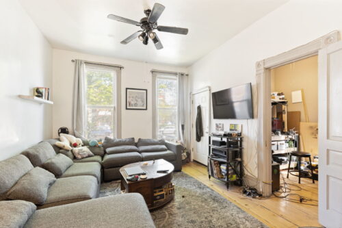 2419 W Augusta Boulevard, Chicago, IL
