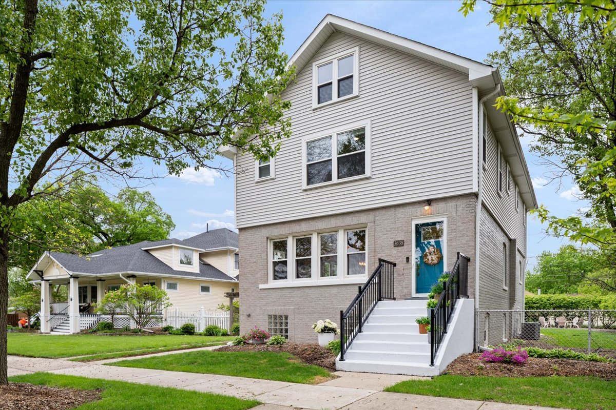 3638 HARRISON Avenue, Brookfield, IL