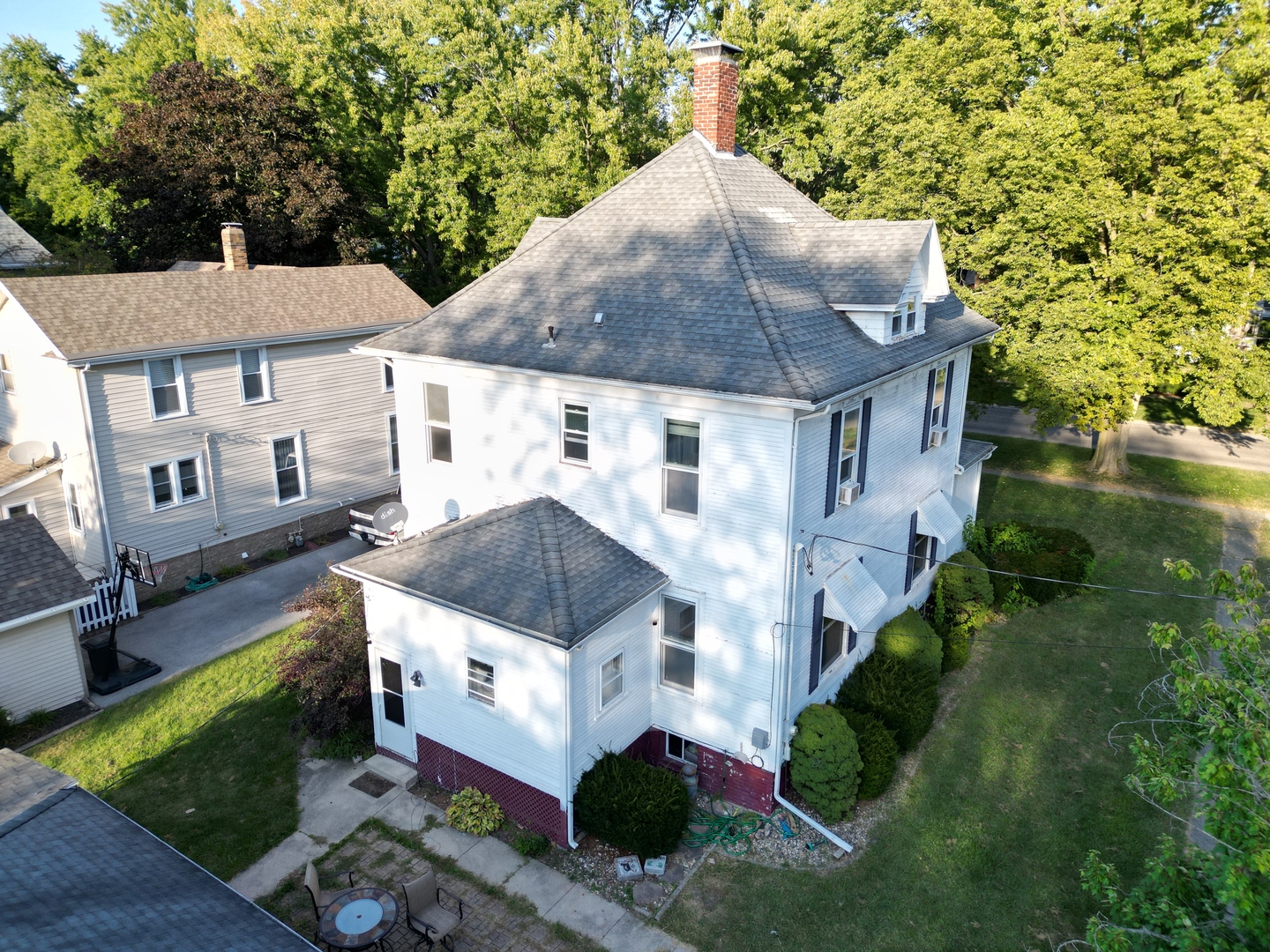 533 S 4th Street, Watseka, IL