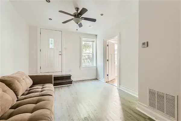 2351 S Whipple Street, Chicago, IL
