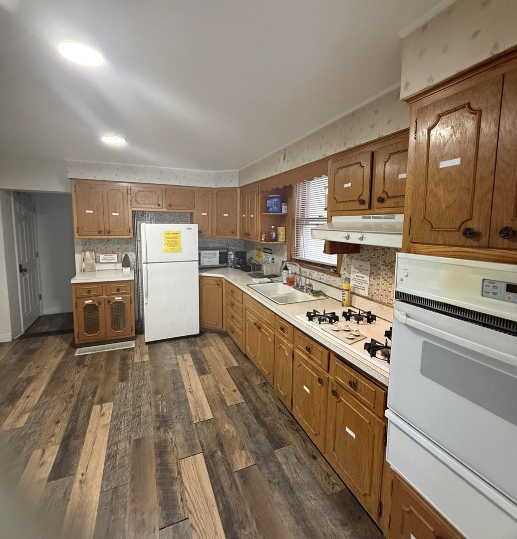 956 W 36th Street, Chicago, IL