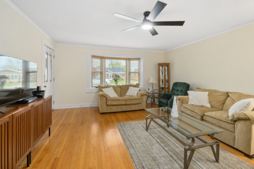 12337 S Loveland Street, Alsip, IL