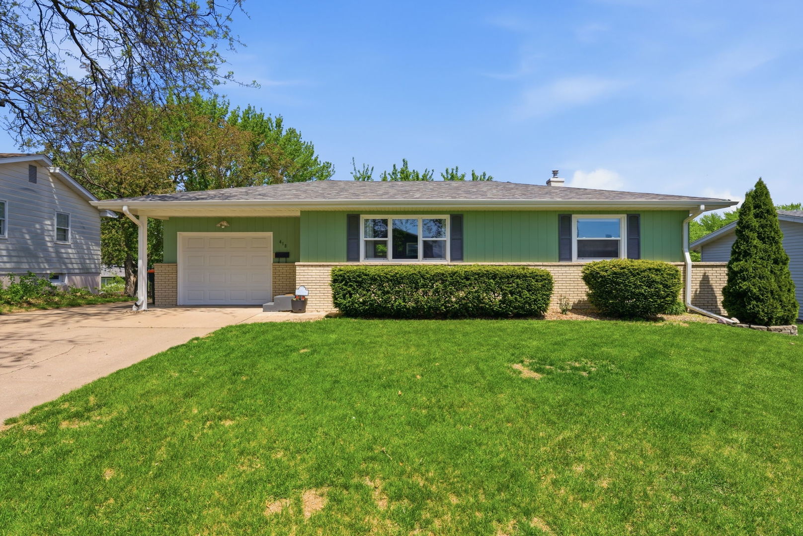 418 W 44th Street, Davenport, IA
