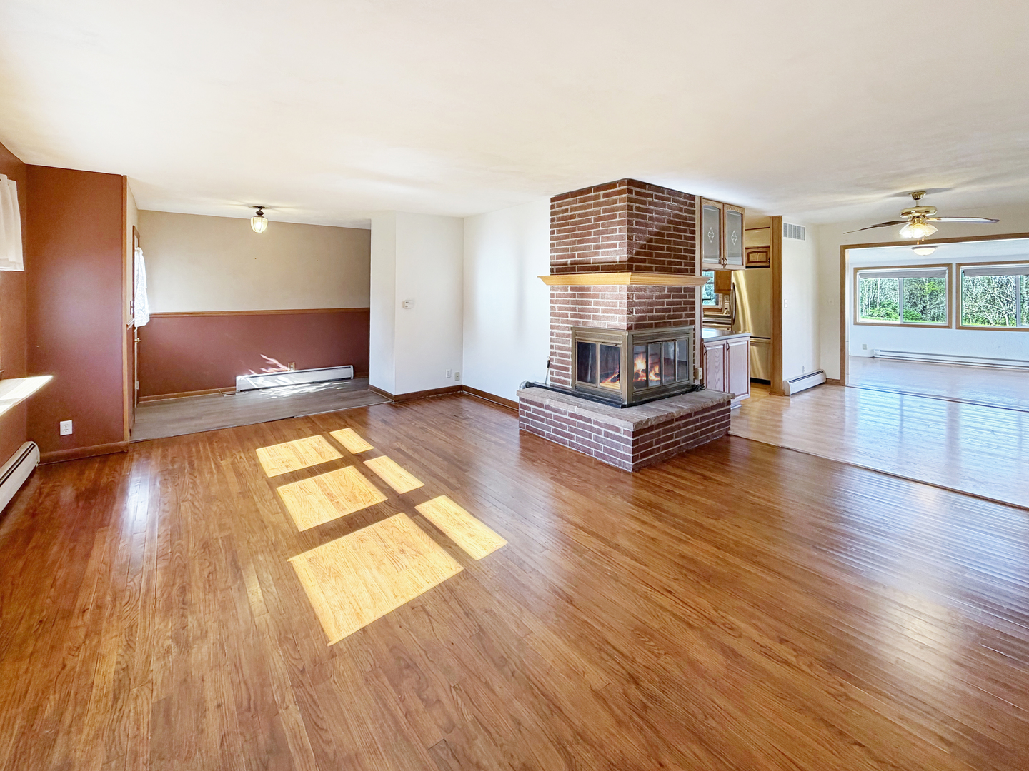 527 Timber Hills Drive, Freeport, IL