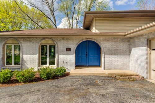 918 Bedford Lane, Libertyville, IL