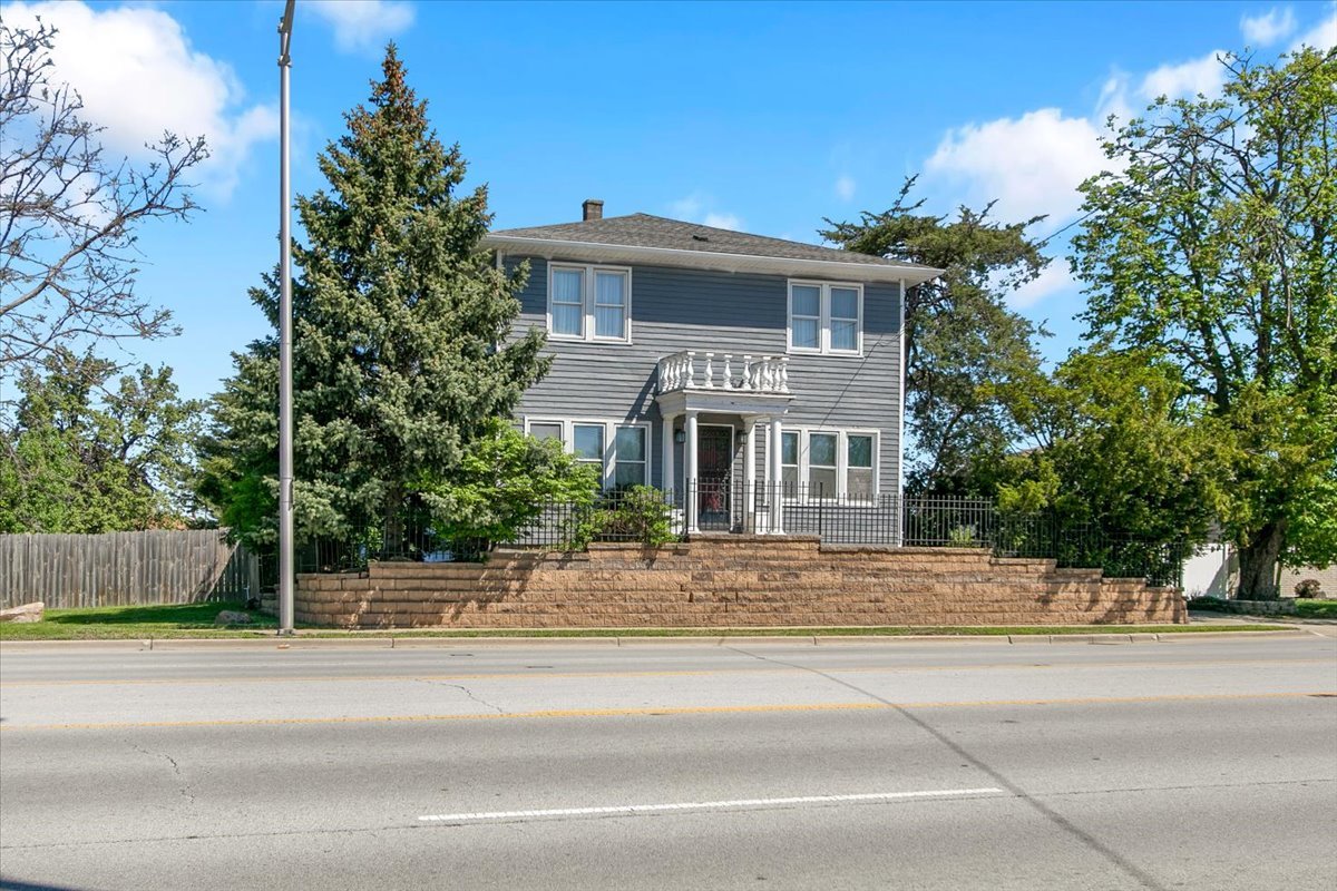 4108 W 103RD Street, Oak Lawn, IL