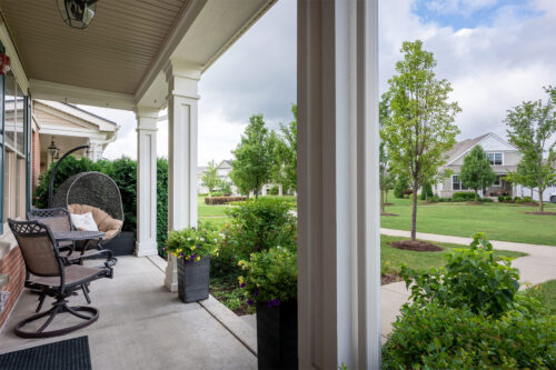 1949 Dauntless Drive, Glenview, IL