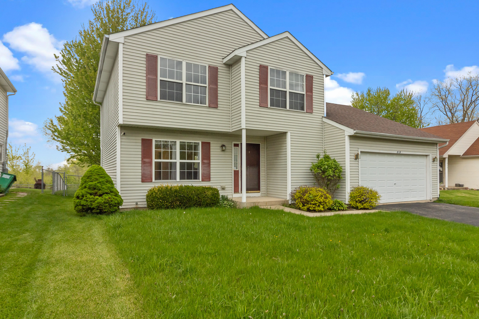 819 Casey Lane, Harvard, IL