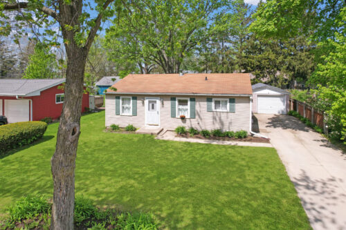311 E Jones Street, Plano, IL