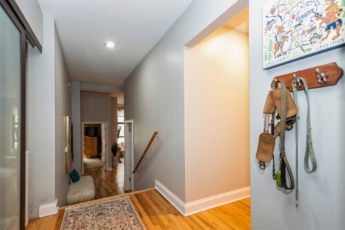 1635 W Belmont Avenue #320, Chicago, IL
