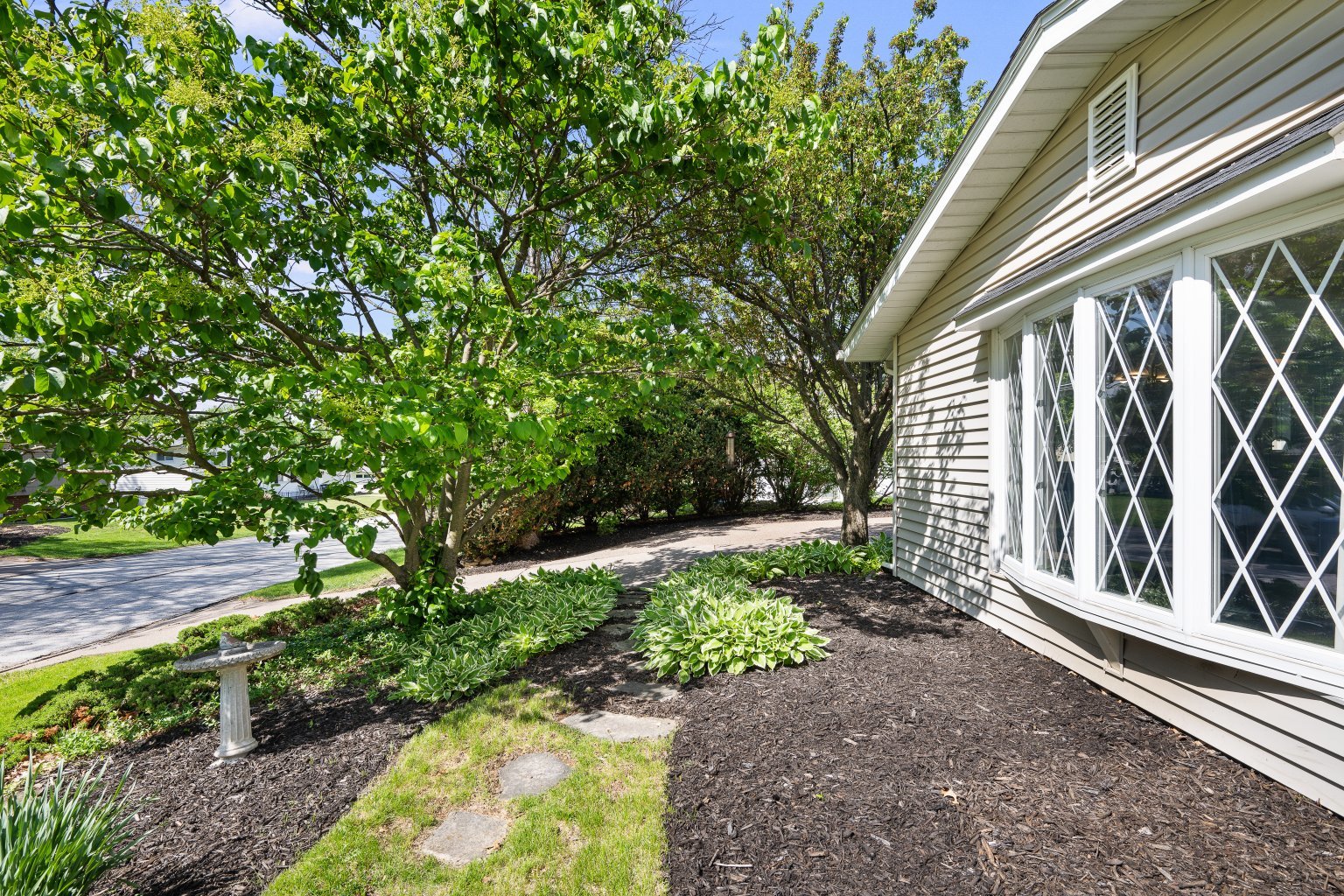 1511 Parklane Drive, Bettendorf, IA
