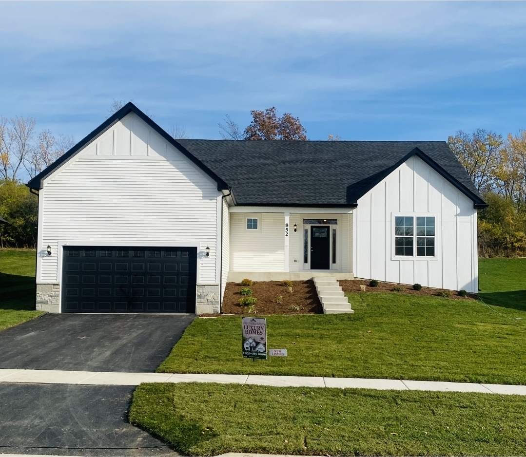 852 Timber Oak Lane, Yorkville, IL