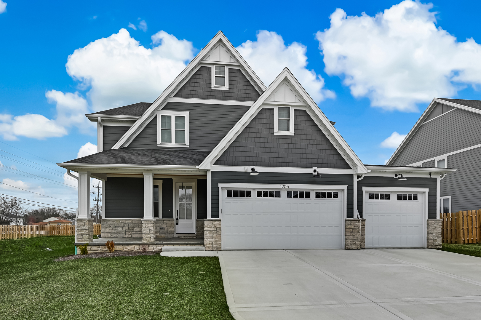 1205 RIDGE Road, Westmont, IL