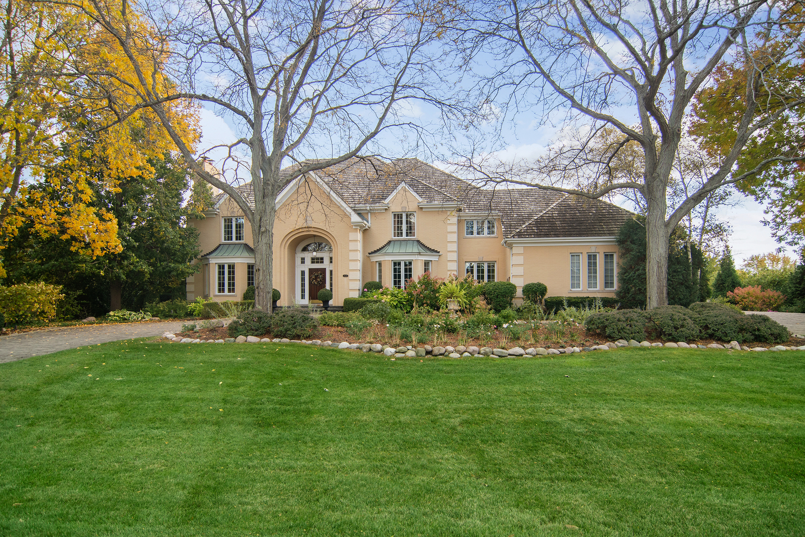 1520 Macalpin Circle, Inverness, IL