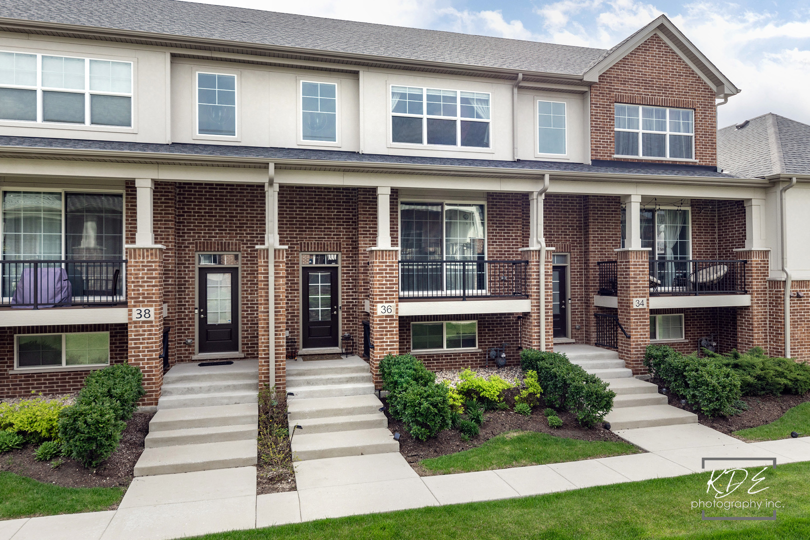 36 Woodmoor Court, Lombard, IL