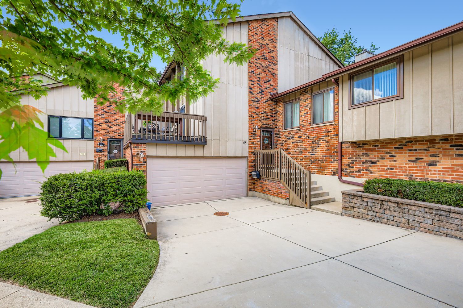 58 Portwine Road, Willowbrook, IL