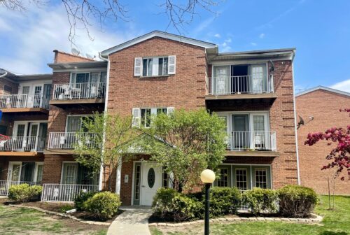 4276 Central Road #302, Glenview, IL