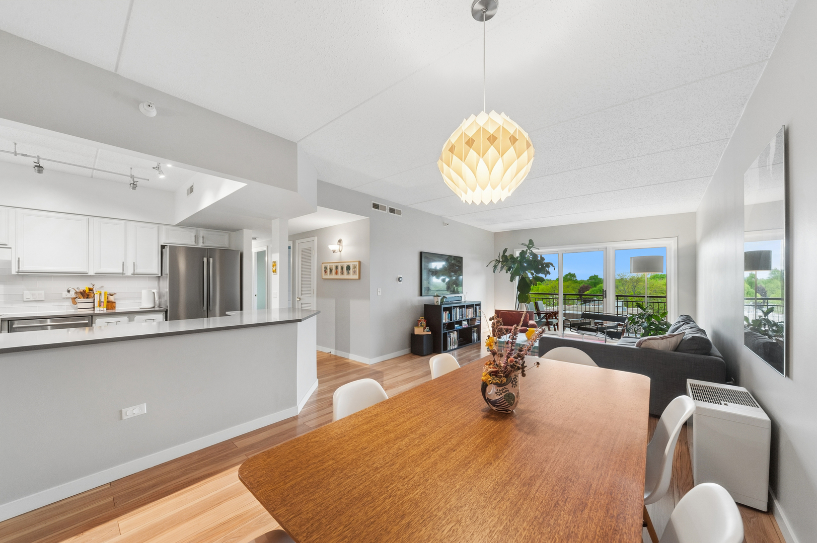 5155 Madison Street #508, Skokie, IL