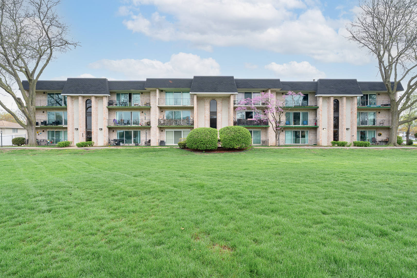 9202 S Pulaski Road #1E, Oak Lawn, IL