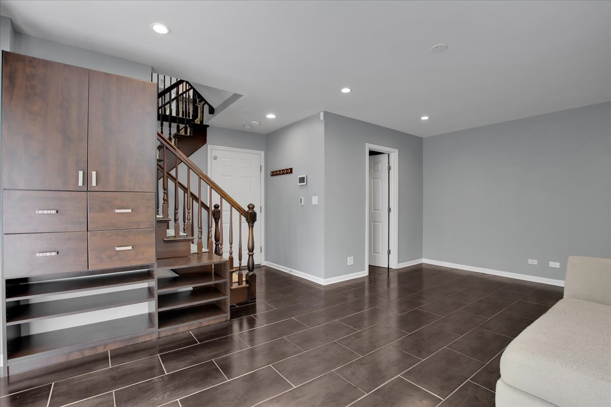 1351 W Altgeld Street #3A, Chicago, IL