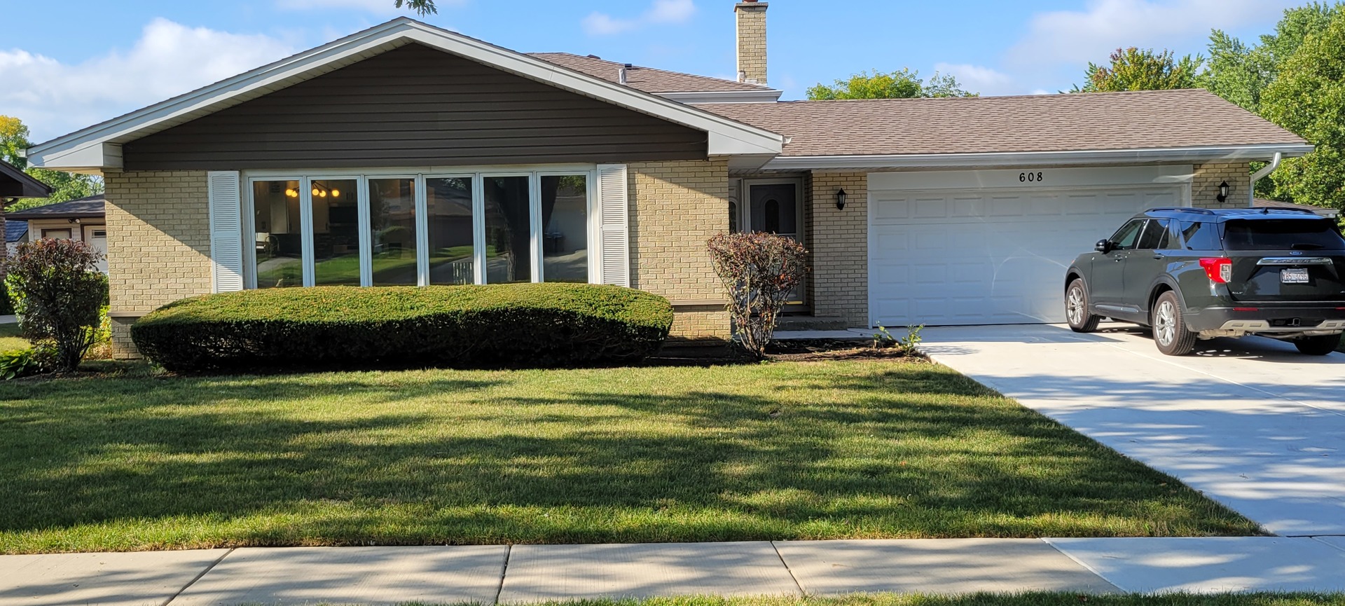 608 Trent Lane, Schaumburg, IL