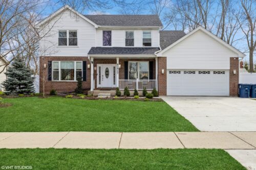 7517 Main Street, Darien, IL