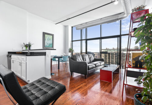 1224 W VAN BUREN Avenue #822, Chicago, IL