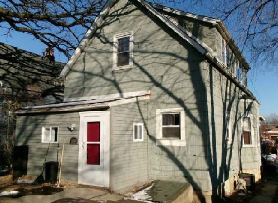 12552 Highland Avenue, Blue Island, IL