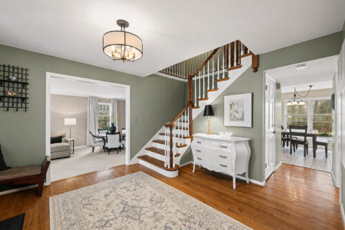 220 Dover Circle, Lincolnshire, IL