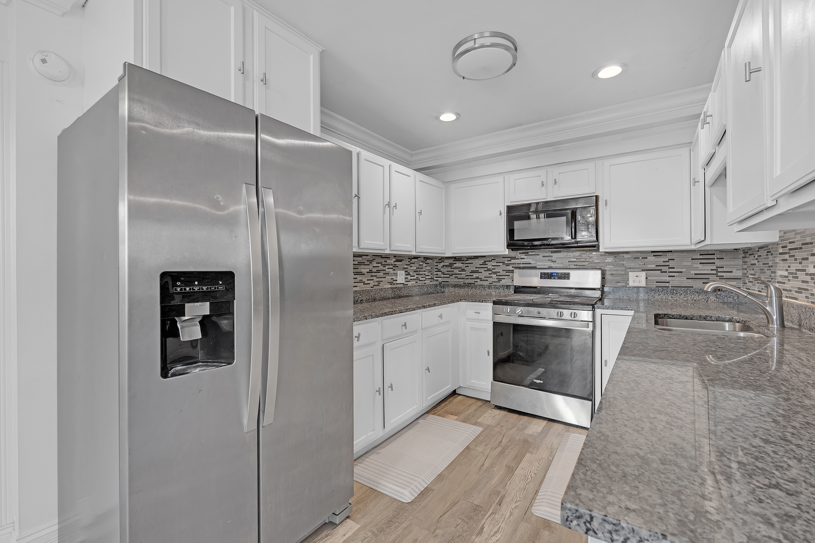 700 W Dempster Street #G1, Mount Prospect, IL