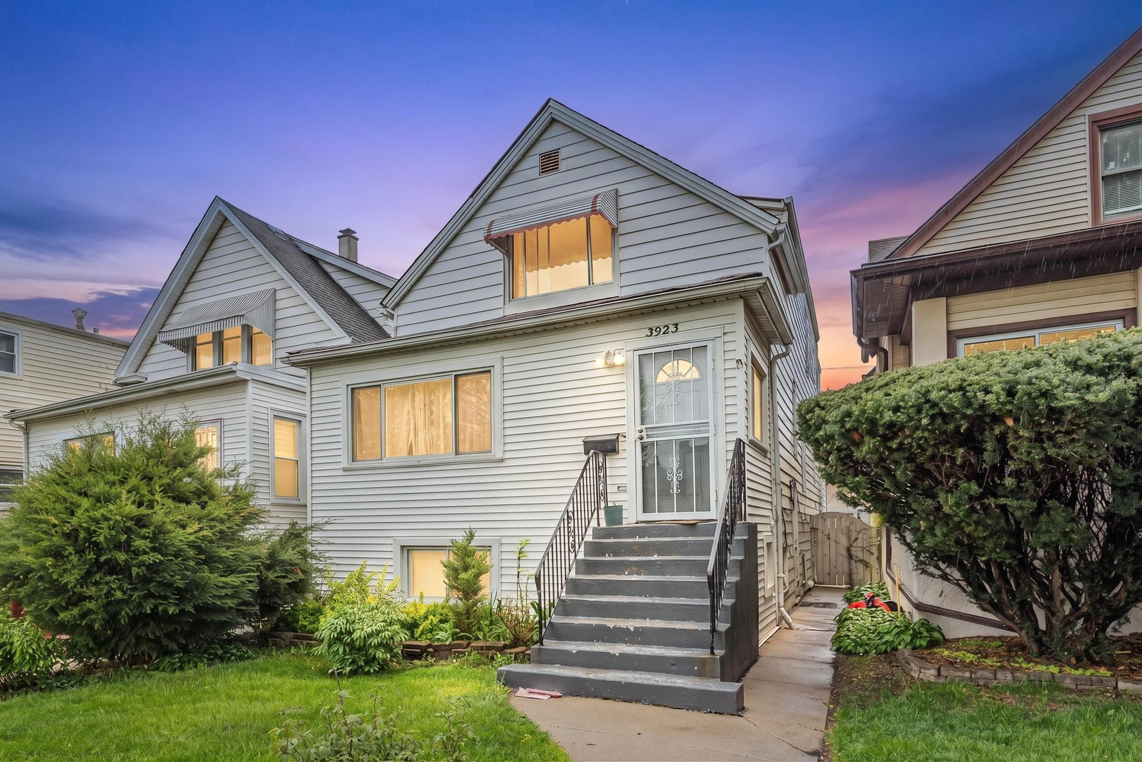 3923 N Newcastle Avenue, Chicago, IL