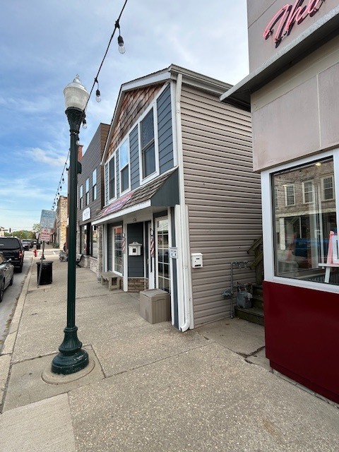 206 N Water Street #2, Wilmington, IL