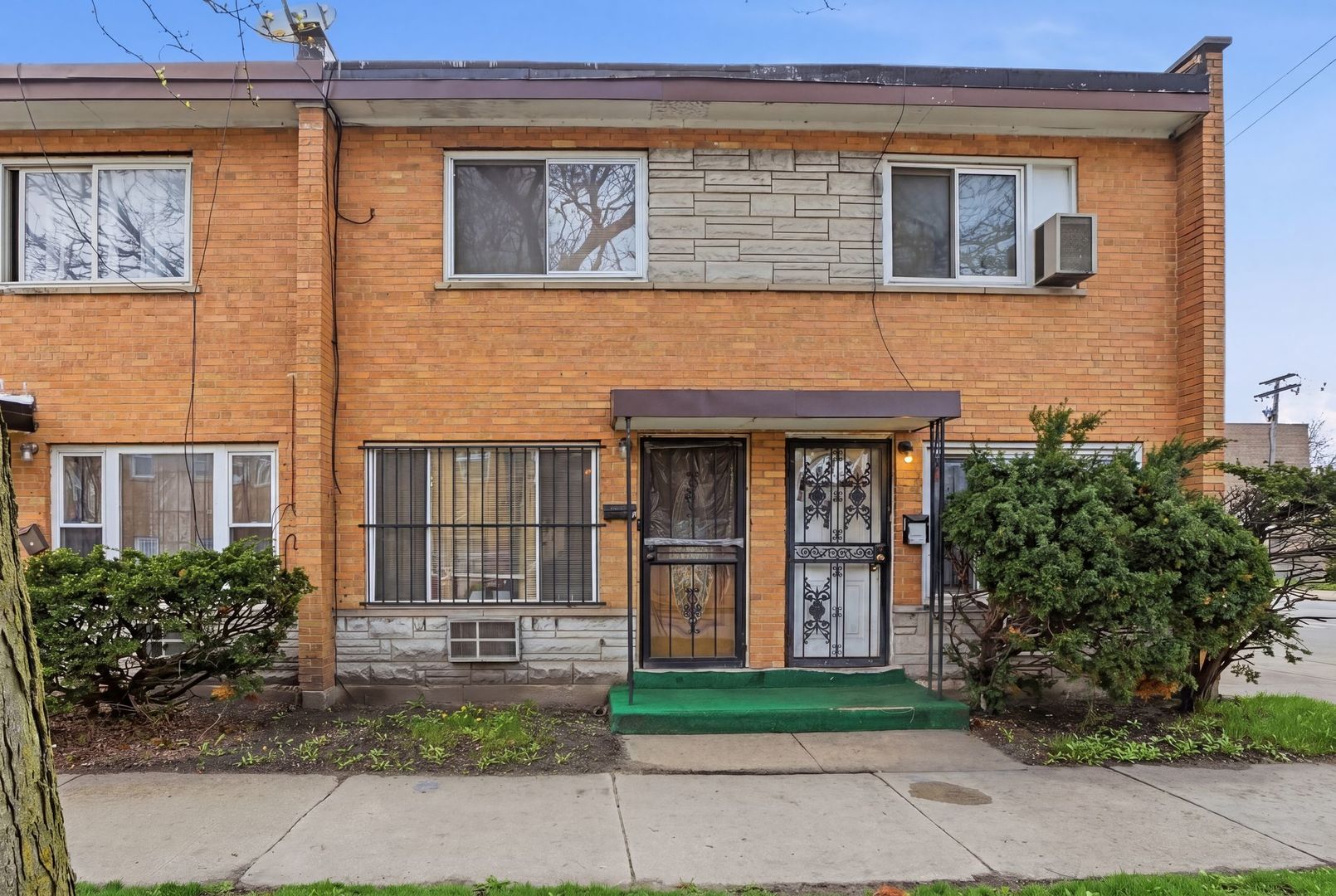 7500 S Kenwood Avenue #B, Chicago, IL
