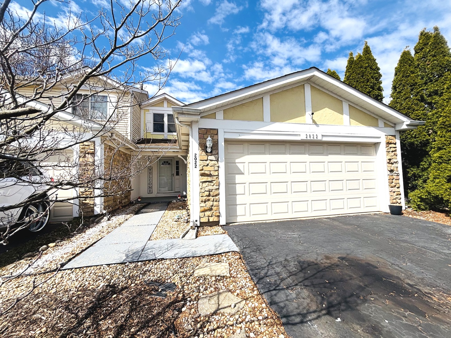 2022 Cardinal Drive, Glendale Heights, IL