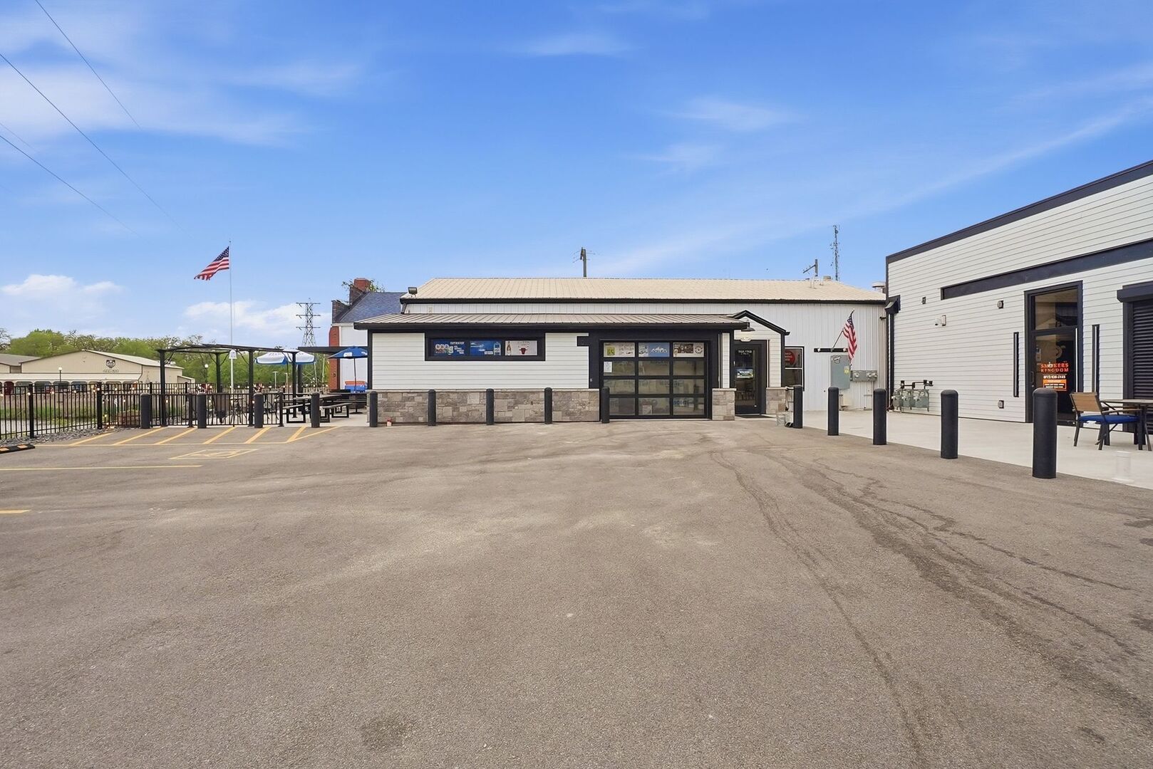 116-118 S Water Street, Wilmington, IL