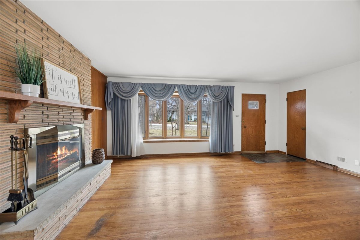 S645 Forest Street, Winfield, IL