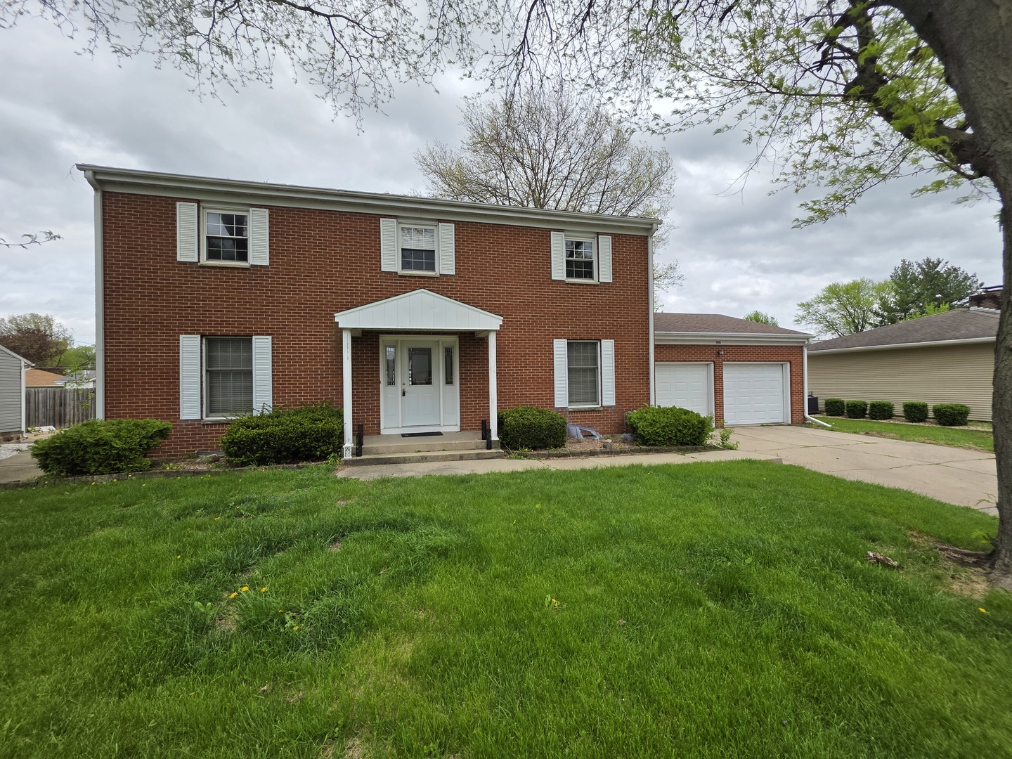 1706 16th Avenue, Sterling, IL