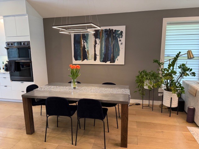 1934 Belleview Avenue, Westchester, IL