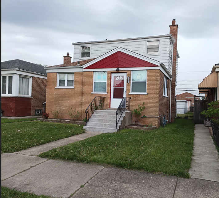12610 S Laflin Street, Calumet Park, IL