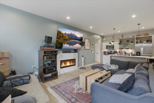 4177 W Belmont Avenue #002, Chicago, IL