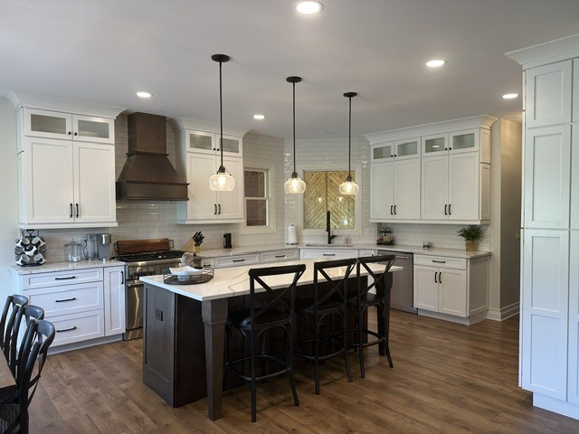 37W530 Grey Barn Road, St. Charles, IL