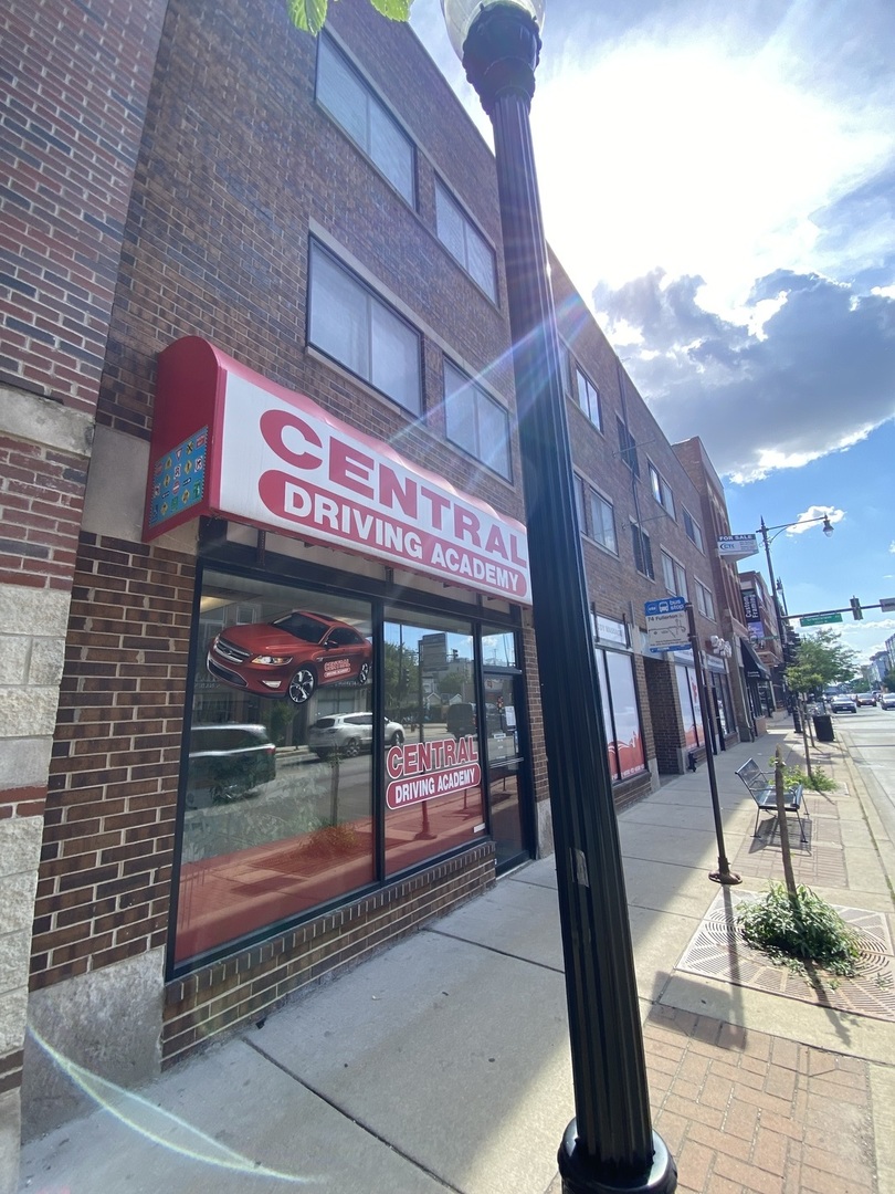 1455 W Fullerton Avenue #203, Chicago, IL