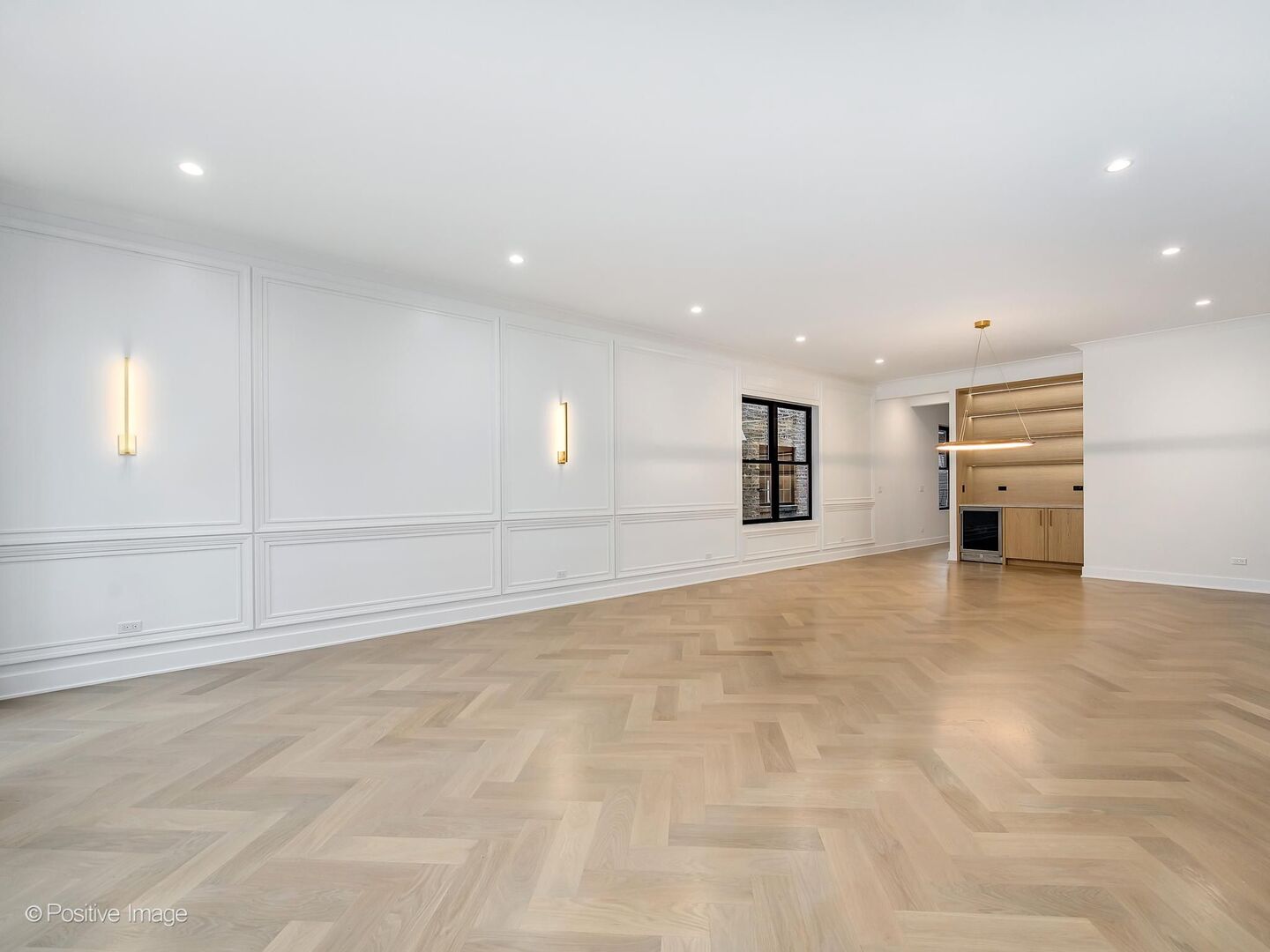 3714 N Claremont Avenue, Chicago, IL