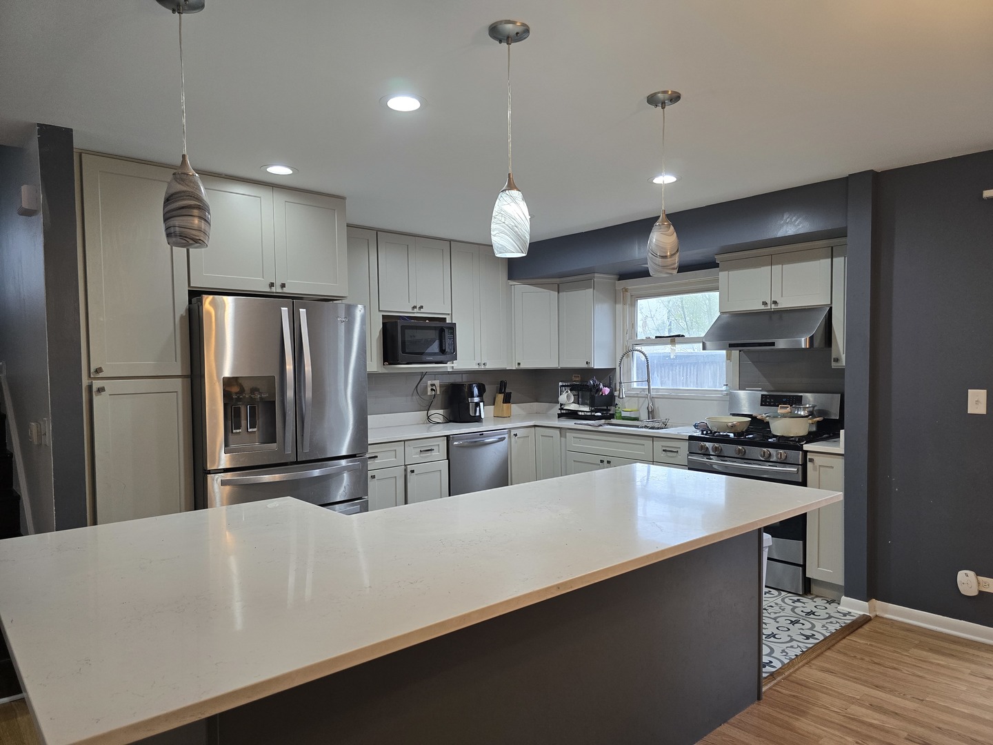 1469 William Clifford Lane, Elk Grove Village, IL