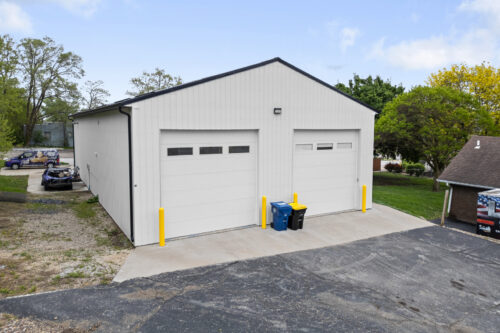 425 and 428 1/2 28th Street, Bettendorf, IA